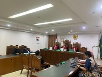 Jaksa Ungkap Sandra Dewi Pakai Rekening Atas Nama Asisten Pribadi