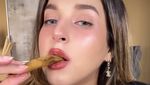 Bukan Konten Make Up, Ini 10 Momen Tasya Farasya Mukbang Makanan Enak