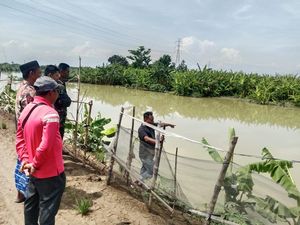 Tragis, Pasutri Lansia Tewas Tenggelam di Sungai Kalijajar Demak