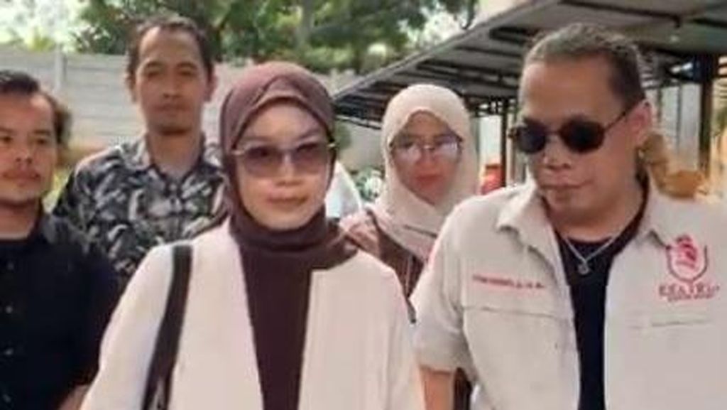 Video: Berstatus Tersangka, Eks Karyawan Ashanty Diperiksa Lebih Dari 10 Jam