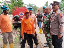 Banjir di Sukolilo Pati Surut, Sisakan Tumpukan Lumpur