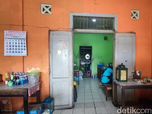 Aroma Soto di Bekas Stasiun Kutu Sleman