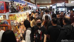 Cosplay hingga Game dan Anime Ramaikan Comic Con 2025 Cosplay hingga Game dan Anime Ramaikan Comic Con 2025