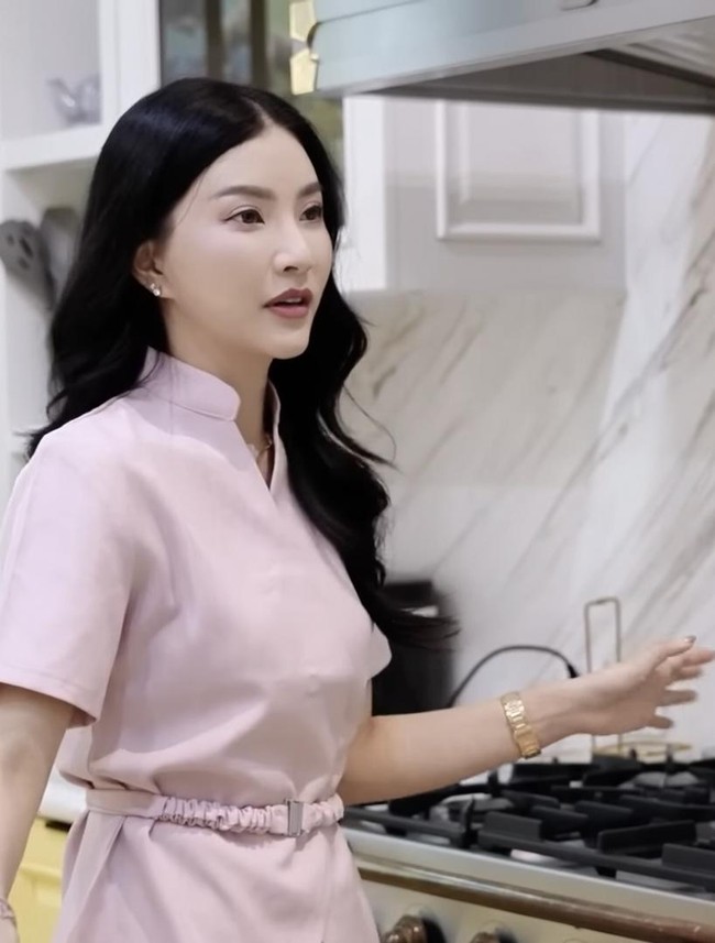 7 Potret Dapur Mewah Sarwendah, Ada Kompor Rp 1 Miliar