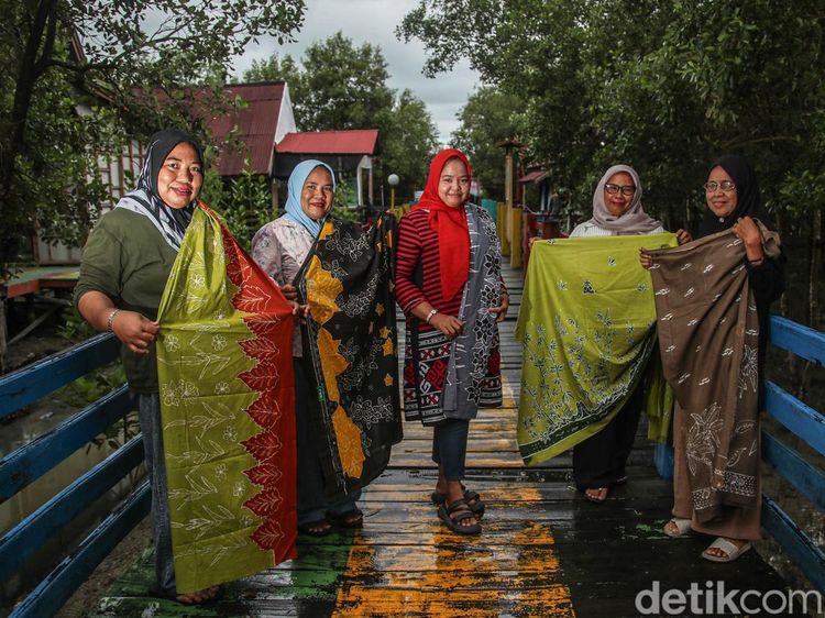 Dari Bakau Jadi Batik, Inovasi Hijau Warga Pantai Sejarah