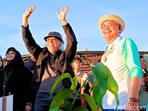 Iwan Fals Tanam Pohon Dukung Malinau Sang Pengendali Air