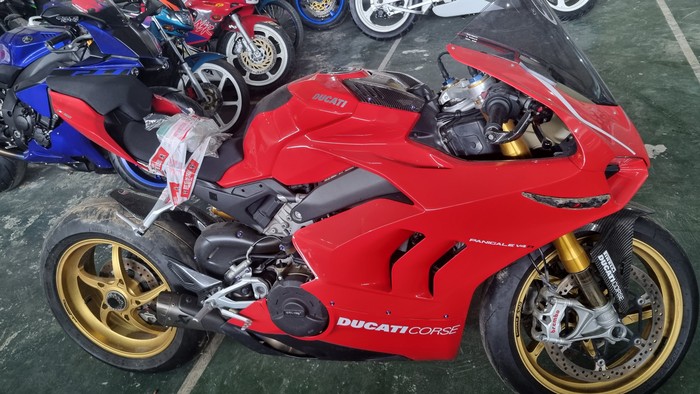 Kawasaki Serpico hingga Ducati Panigale dilelang Kawasaki Serpico hingga Ducati Panigale dilelang