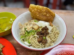 Yang Lezat di Pasar Puri Indah Yang Lezat di Pasar Puri Indah