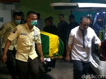 4 Jenazah Korban Laka Maut Bus Oleng Tol Pemalang Diberangkatkan ke Semarang