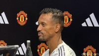 Nani: MU Butuh Waktu untuk Berjaya Lagi Nani: MU Butuh Waktu untuk Berjaya Lagi