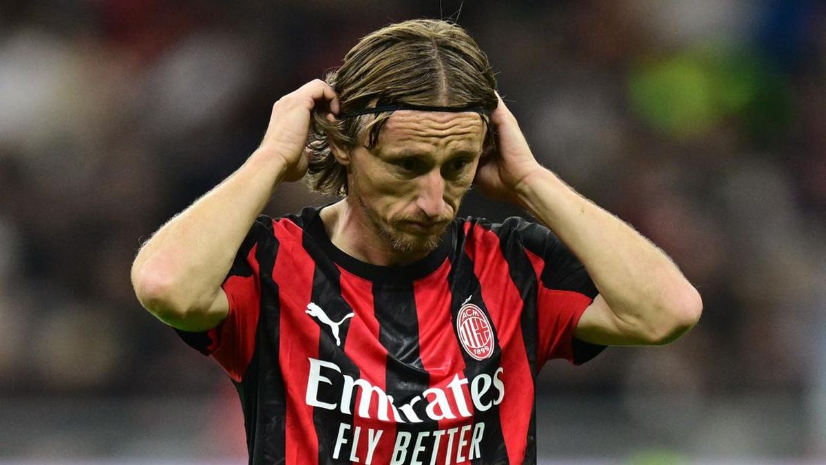 Luka Modric Masih Berseragam AC Milan hingga Tahun Depan