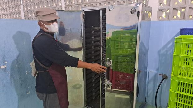 Mesin pengering ompreng yang tersambung ke Jargas. Mesin pengering ompreng yang tersambung ke Jargas.