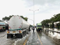 Ahmad Luthfi Terjunkan Seluruh OPD Tangani Banjir di Semarang & Demak