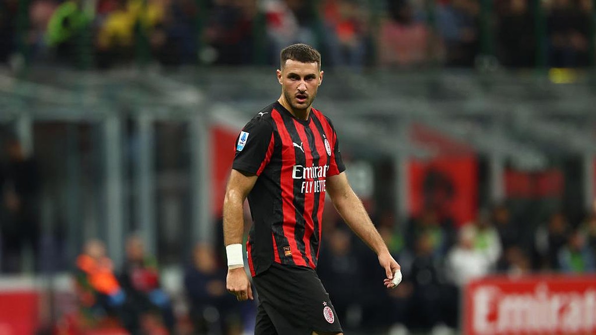 Santiago Gimenez lagi paceklik gol. (AC Milan via Getty Images/Giuseppe Cottini)