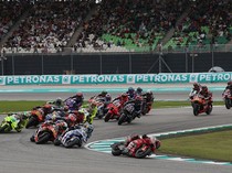 Hasil MotoGP Malaysia 2025: Adik Marquez Juara, Murid Rossi Gagal Finis