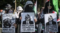 Aksi tersebut sebagai bentuk keprihatinan atas konflik di Gaza yang menewaskan lebih dari 65 ribu warga Palestina sejak Oktober 2023 hingga September 2025. Foto: ANTARA FOTO/Fauzan