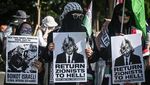 Aksi Solidaritas untuk Palestina Warnai Depan Kedubes AS di Jakarta Aksi Solidaritas untuk Palestina Warnai Depan Kedubes AS di Jakarta