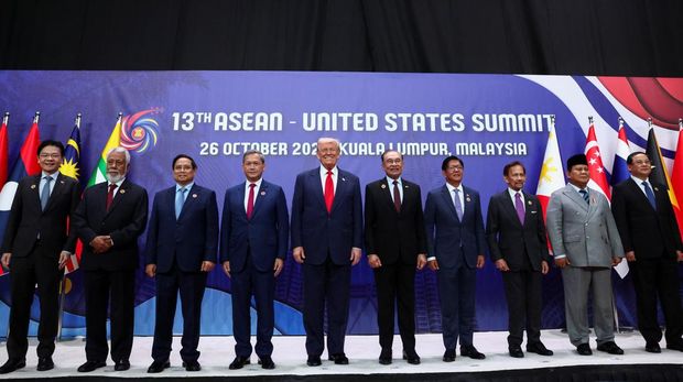 ASEAN-SUMMIT/ Perdana Menteri Singapura Lawrence Wong, Perdana Menteri Timor Leste Xanana Gusmao, Perdana Menteri Vietnam Pham Minh Chinh, Perdana Menteri Kamboja Hun Manet, Presiden AS Donald Trump, Perdana Menteri Malaysia Anwar Ibrahim, Presiden Filipina Ferdinand