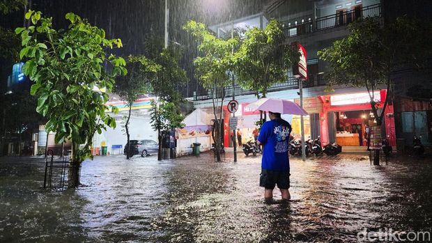 Banjir di Bojonegoro. Banjir di Bojonegoro.