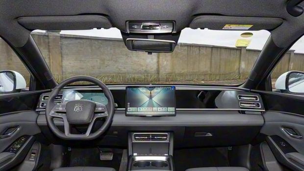 BYD Qin L DM-i BYD Qin L DM-i