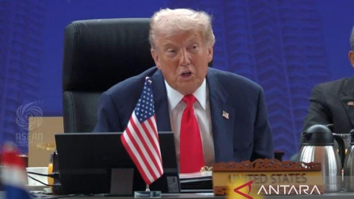 Donald Trump dalam pidatonya pada KTT ke-47 ASEAN di Kuala Lumpur, Malaysia, Minggu (26/10/2025). (ANTARA/Fathur Rochman) Donald Trump dalam pidatonya pada KTT ke-47 ASEAN di Kuala Lumpur, Malaysia, Minggu (26/10/2025). (ANTARA/Fathur Rochman)