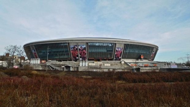 Donbass Arena Donbass Arena, salah satu stadion termegah di Eropa yang kini terbengkalai.