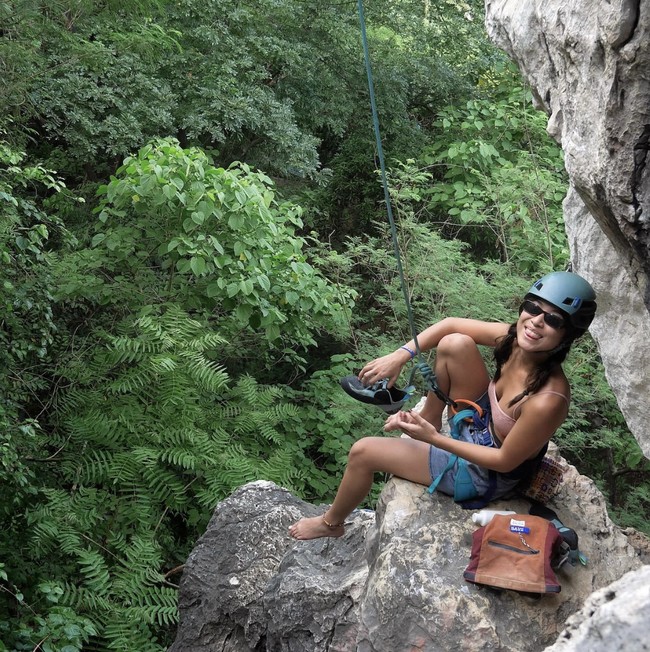 Dalam tulisan panjang tentang refleksi diri tersebut, Emman juga mengungkapkan bahwa dia sering memiliki pikirin untuk bunuh diri. Pada ulang tahunnya di 2023, Emman bahkan mengaku melukai diri sendiri. Kepergian Emman Atienza meninggalkan duka mendalam bagi keluarga, sahabat, dan para penggemarnya. Ia dikenang sebagai sosok gen Z yang vokal dalam mengadvokasi isu kesehatan mental.Foto: dok. Instagram @emmanatienza