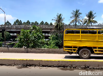 Video: Warga Sebut Jalan Tinggi Sebelah di Jakut Dibiarkan Sejak 2014