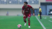 Jordy Tutuarima, bek kiri asal Belanda berusia 32 tahun ini juga memiliki nilai pasar RP3,91 miliar. (Foto: Dok. Persis Solo)