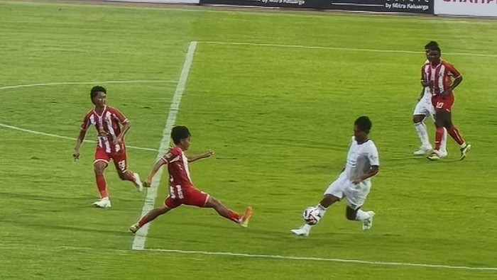 Laga Deltras FC vs PSIS Semarang