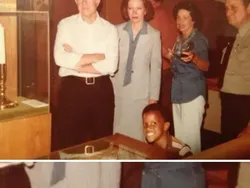 Photobomber! Momen Perusak Foto yang Bikin 100% Gagal Fokus