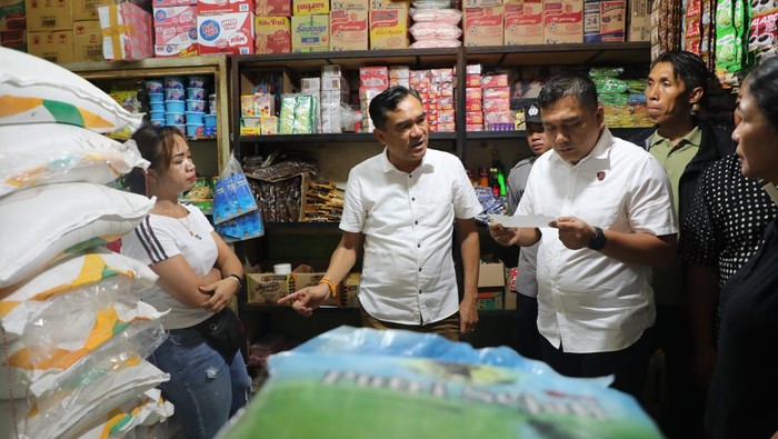 Polda Bali bersama Perum Bulog Bali dan instansi terkait menggelar sidak di Pasar Kreneng, Denpasar, Minggu (26/10/2025). (Dok. Polda Bali) Polda Bali bersama Perum Bulog Bali dan instansi terkait menggelar sidak di Pasar Kreneng, Denpasar, Minggu (26/10/2025). (Dok. Polda Bali)