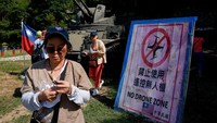 Selama bertahun-tahun menjadi situs militer tertutup, Dadan pertama kali dibuka untuk wisatawan pada tahun 2019. Perjalanan ditangguhkan selama pandemi COVID dan dibuka kembali sepenuhnya tahun lalu, dengan sekitar 25.000 orang berkunjung sejak saat itu. REUTERS/Ann Wang Selama bertahun-tahun menjadi situs militer tertutup, Dadan pertama kali dibuka untuk wisatawan pada tahun 2019. Perjalanan ditangguhkan selama pandemi COVID dan dibuka kembali sepenuhnya tahun lalu, dengan sekitar 25.000 orang berkunjung sejak saat itu. REUTERS/Ann Wang