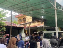 Suasana Haru Selimuti Rumah Duka Korban Laka Maut Bus di Tol Pemalang