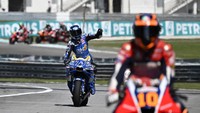 Seperti diketahui, predikat juara dunia MotoGP 2025 sebelumnya juga sudah menjadi milik Marc Marquez. Keberhasilan Alex Marquez mengunci posisi kedua bikin kakak-beradik itu pun menorehkan pencapaian bersejarah. Foto: REUTERS/Najjua Zulkefli