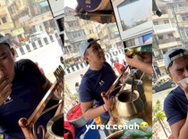 Cobain Jajanan Daun Sirih di India, TikToker Aa Juju Hampir Muntah!