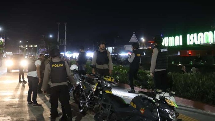 Tim RAGA Polres Dumai menggelar patroli menjaga situasi kondusif. Tim RAGA Polres Dumai menggelar patroli menjaga situasi kondusif, Sabtu (25/10/2025).