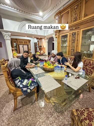 Willy Salim dan Muzdalifah Willy Salim dan Muzdalifah
