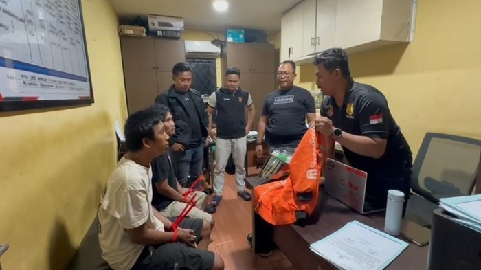 2 Maling Ditangkap di Jakbar 2 Maling Ditangkap di Jakbar