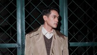 Afgan, penyanyi yang sering mencuri perhatian karena aktivitas menyanyinya. Baru-baru ini ia merilis lagu baru berjudul Kacamata. Foto: Instagram/@afgan__