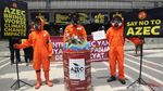 Aktivis Serbu Kedubes Jepang, AZEC Dinilai Bukan Solusi Iklim Aktivis Serbu Kedubes Jepang, AZEC Dinilai Bukan Solusi Iklim