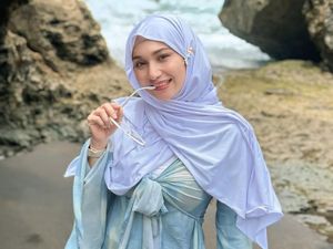Baby Margaretha Lagi Belajar Berhijab