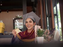 Sandang Gelar S2, Baby Niken Gaspol Lanjut S3