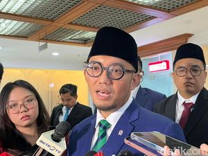 Kemenhaj Pastikan Umrah Mandiri Legal-Dilindungi, Siapkan Aturan Turunan