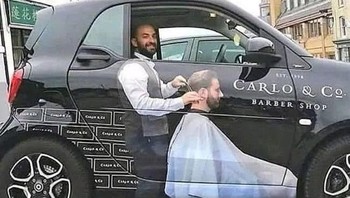 iklan tukang cukur Foto: Chameleonmemes