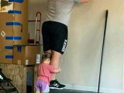 Bukan Photoshop! Gambar Lucu Ini Bikin Logika Ikutan Error