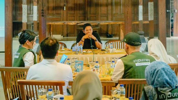 InJourney Kembangkan SDM Pariwisata Indonesia Lewat Program Local Heroes InJourney Kembangkan SDM Pariwisata Indonesia Lewat Program Local Heroes