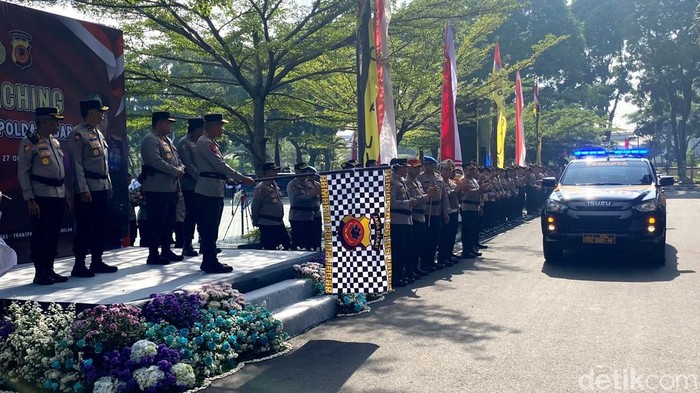 Kapolda Jabar lepas 23 mobil PAMAPTA Kapolda Jabar lepas 23 mobil PAMAPTA