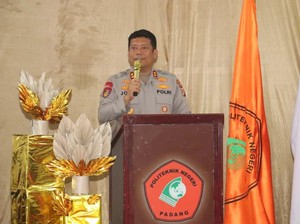 Kapolres Pelalawan Turun ke Kampus Paparkan Program Green Policing
