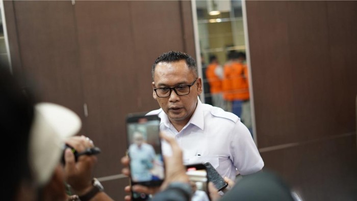 Kepala Kantor Imigrasi Kelas I Khusus TPI Batam, Hajar Aswad. (Dok imigrasi Batam) Kepala Kantor Imigrasi Kelas I Khusus TPI Batam, Hajar Aswad. (Dok imigrasi Batam)